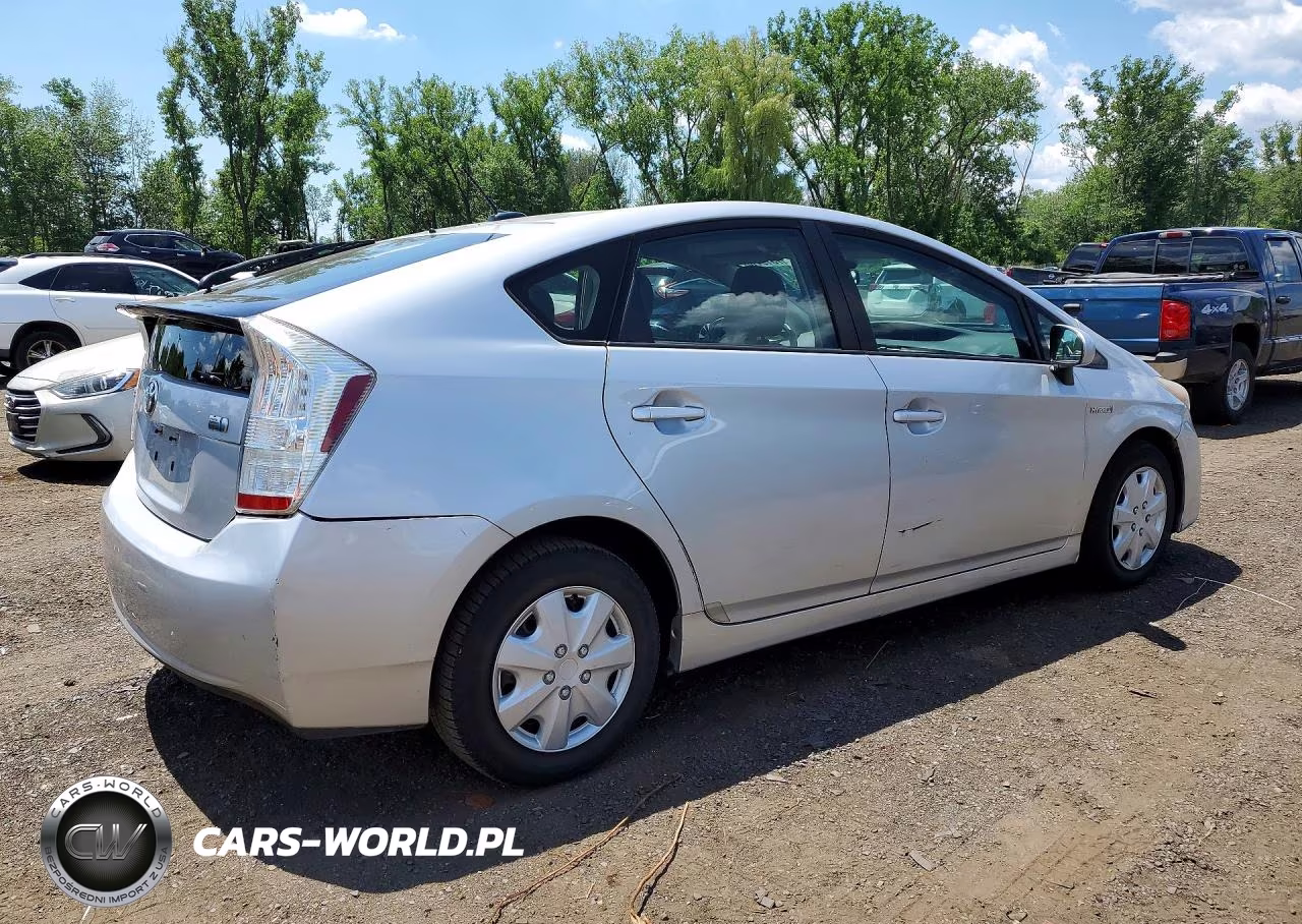2010 Toyota Prius VIN:JTDKN3DU2A0081898 - 3