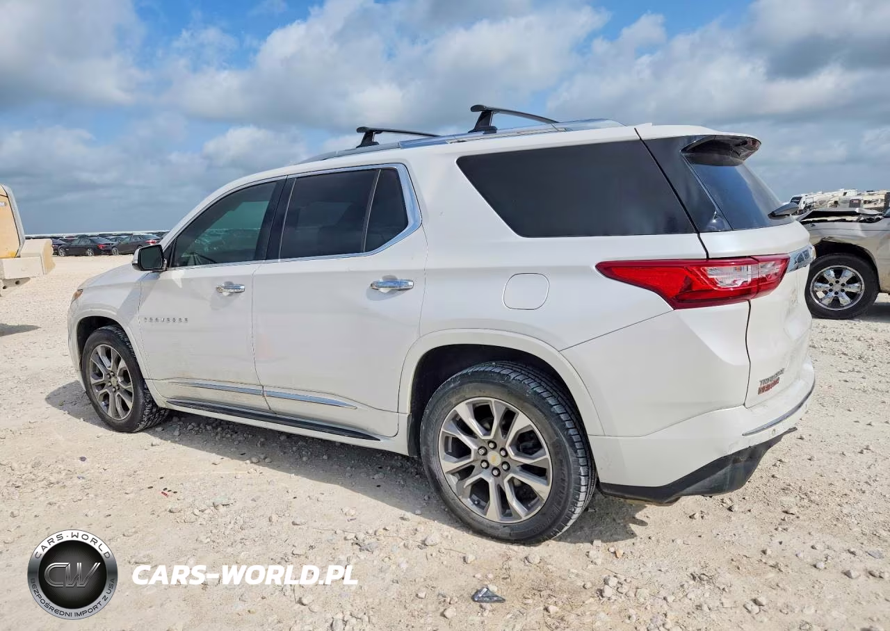 2018 Chevrolet Traverse Premier VIN:1GNERKKW1JJ204205 - 2