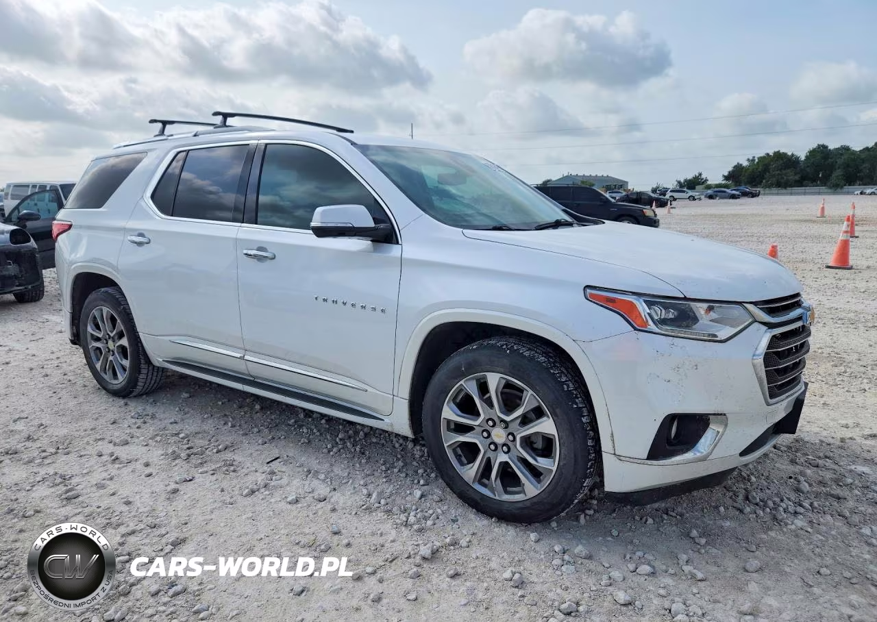 2018 Chevrolet Traverse Premier VIN:1GNERKKW1JJ204205 - 4
