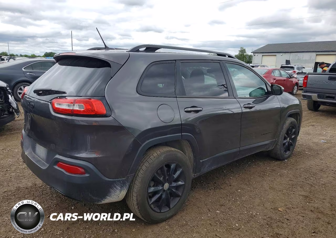 2014 Jeep Cherokee Latitude VIN:1C4PJMCB2EW301034 - 3