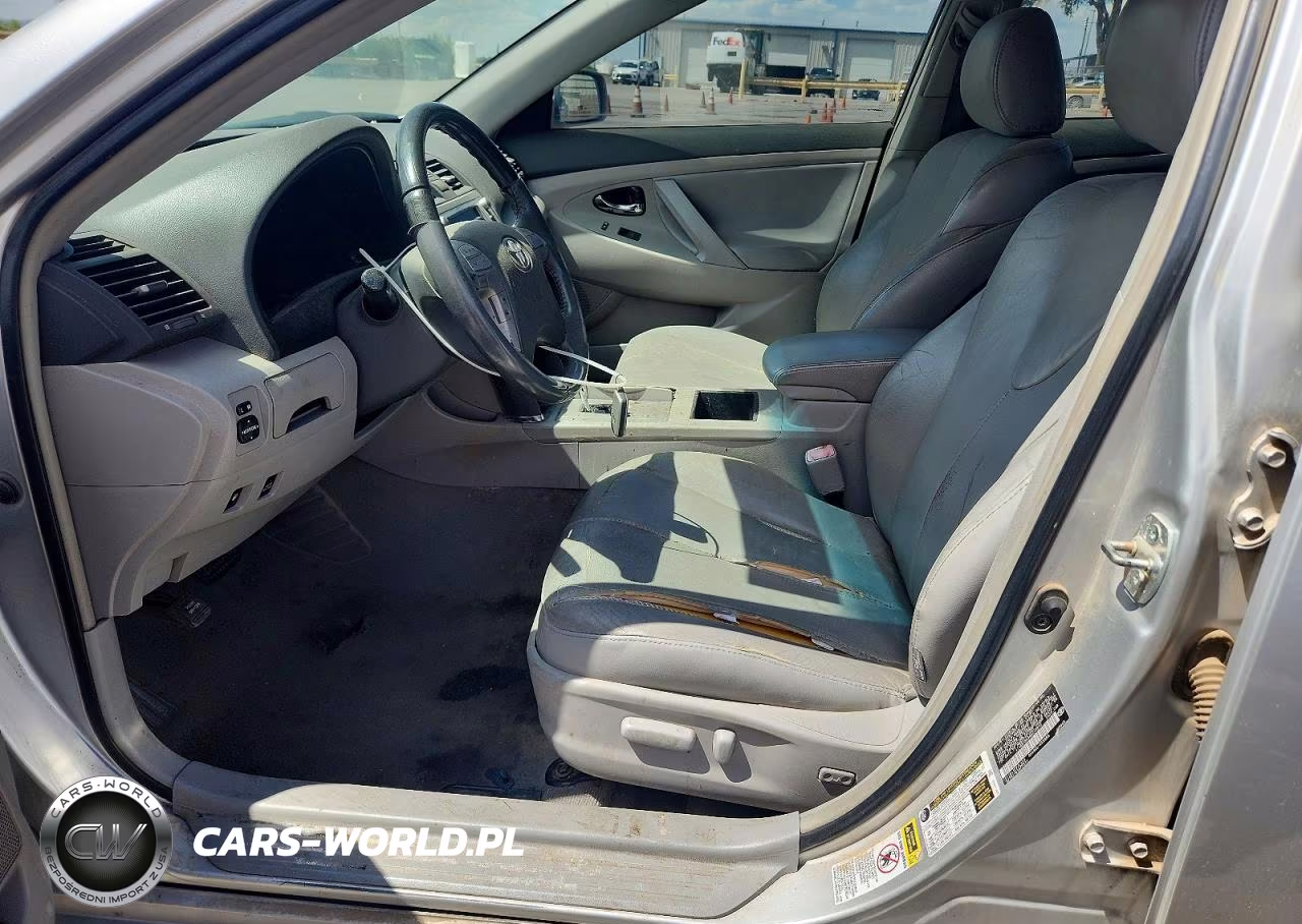 2018 Toyota Camry Hybrid VIN:4T1BB46K38U049812 - 7
