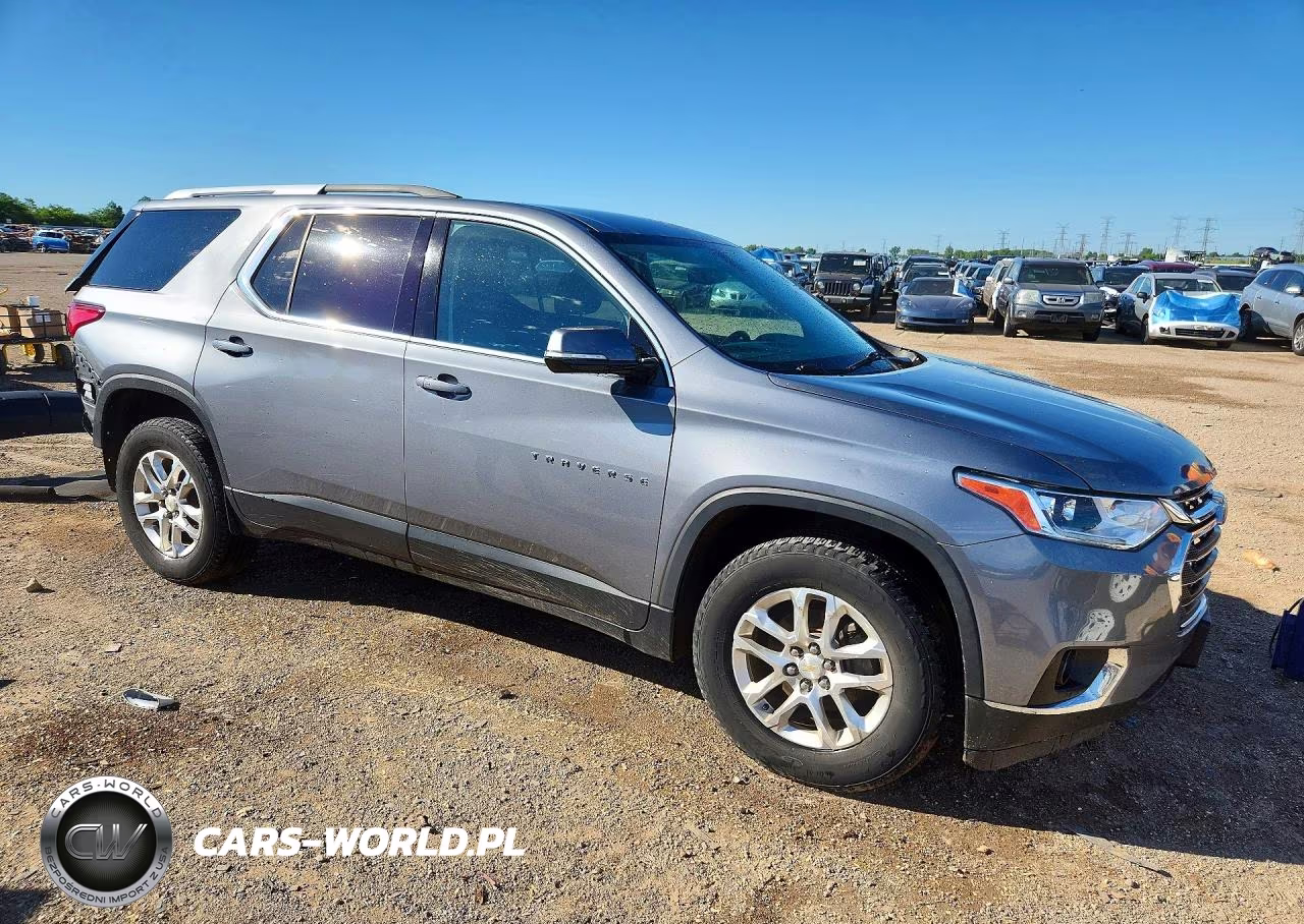 2018 Chevrolet Traverse Lt VIN:1GNERGKW6JJ192078 - 4