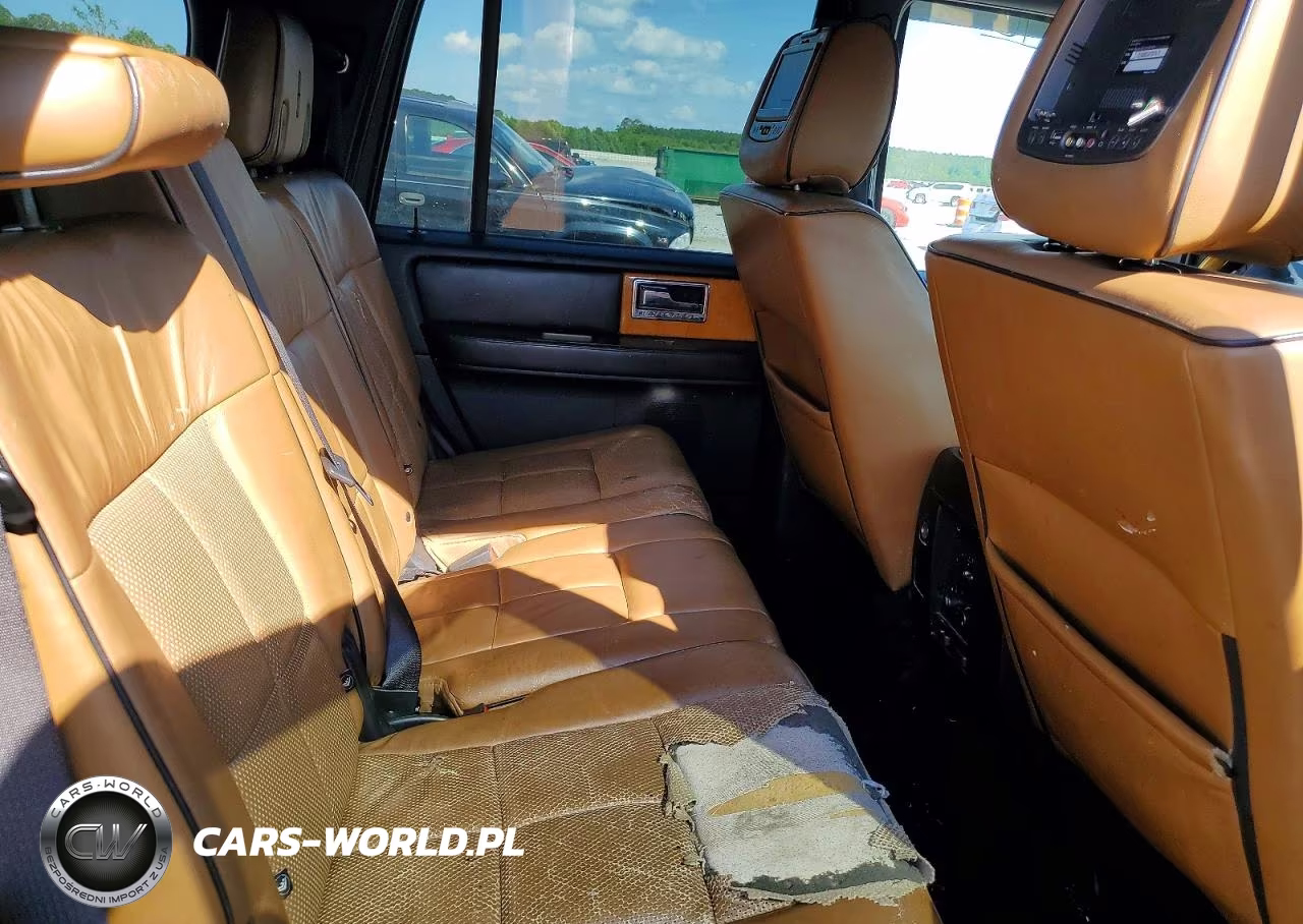 2011 Lincoln Navigator VIN:5LMJJ2J57BEJ03289 - 11