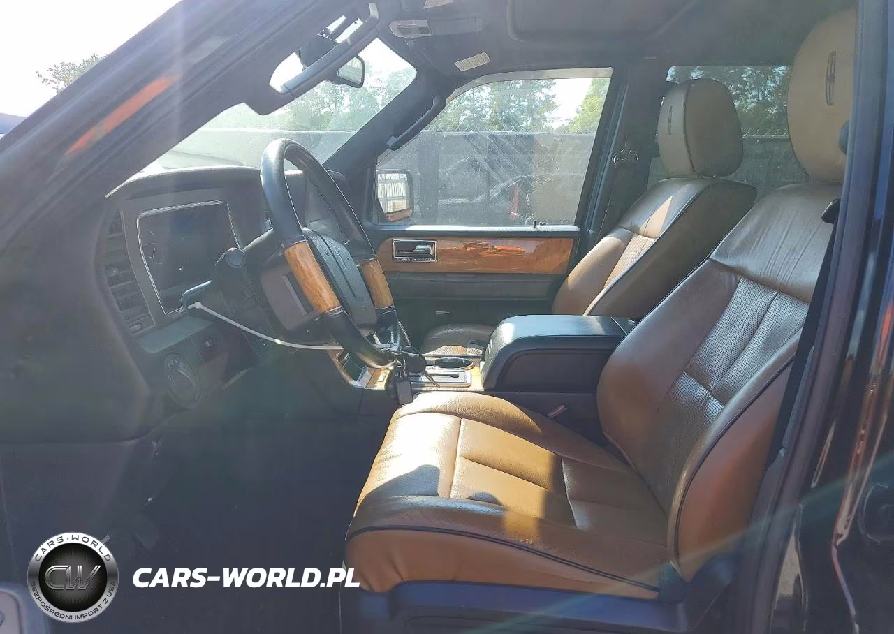 2011 Lincoln Navigator VIN:5LMJJ2J57BEJ03289 - 7