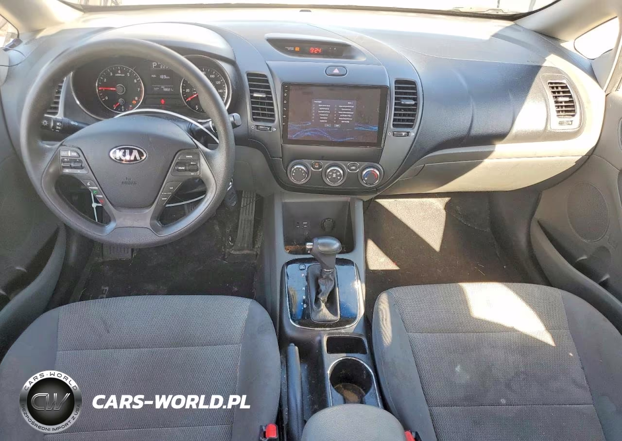 2018 Kia Forte Lx VIN:3KPFK4A79JE192700 - 8