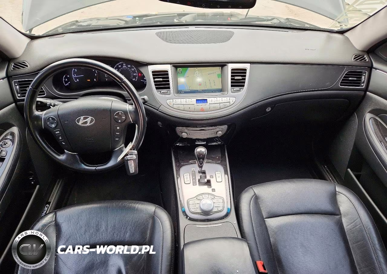 2013 Hyundai Genesis 5.0L VIN:KMHGC4DH2DU246801 - 8