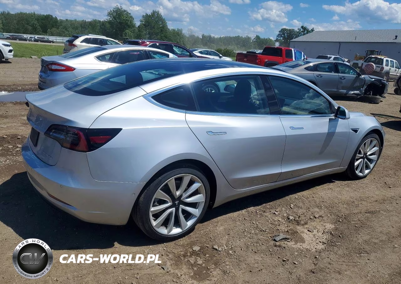 2018 Tesla Model 3 VIN:5YJ3E1EB5JF087654 - 3