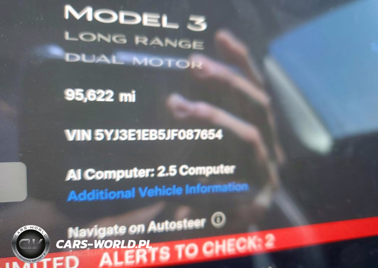 2018 Tesla Model 3 VIN:5YJ3E1EB5JF087654 - 9