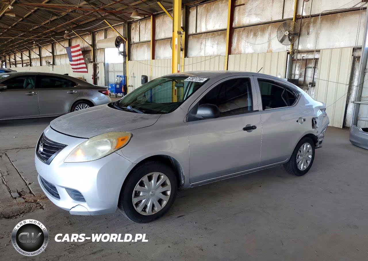 2012 Nissan Versa 1.6 S