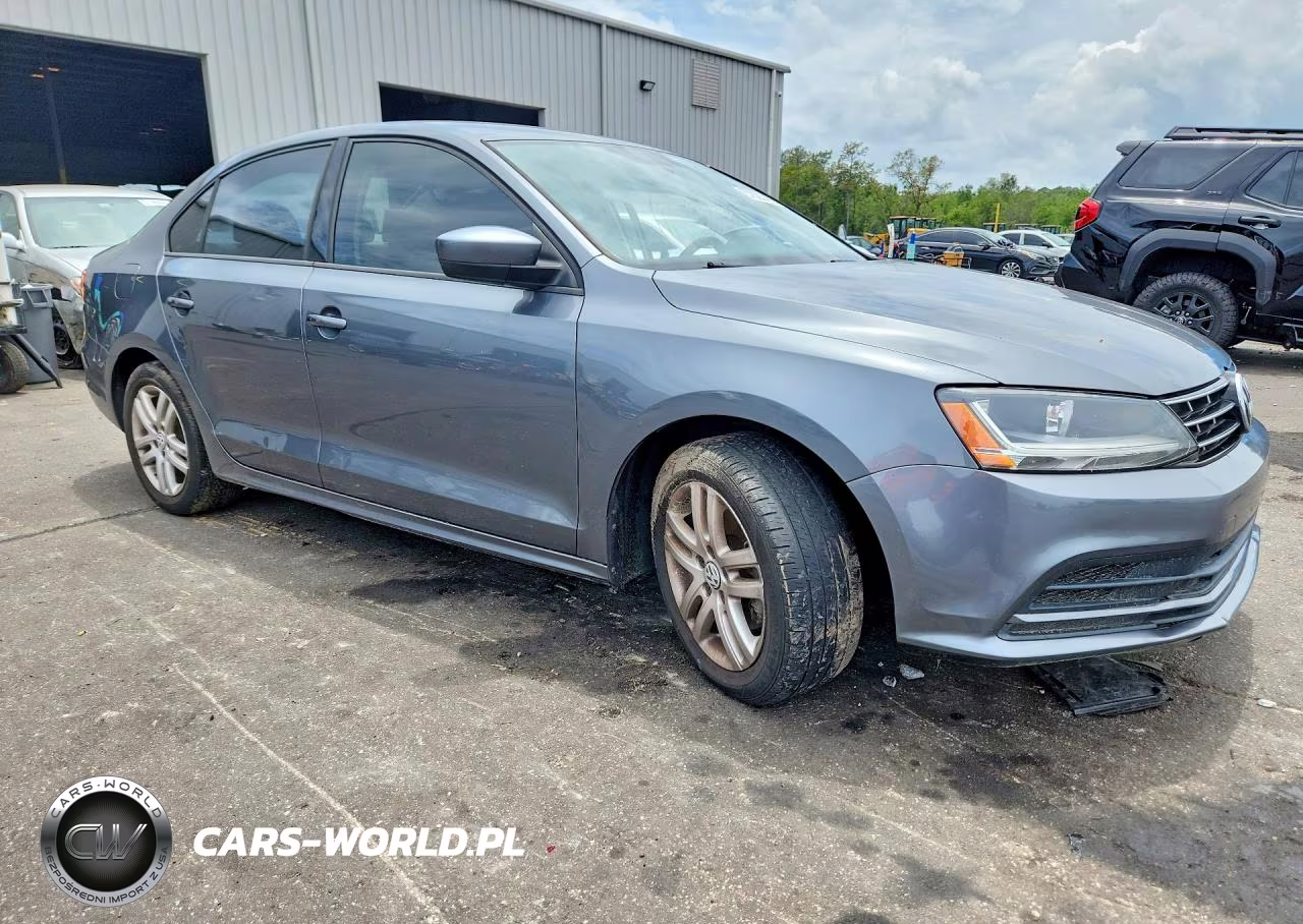 2018 Volkswagen Jetta S VIN:3VW2B7AJXJM247346 - 4