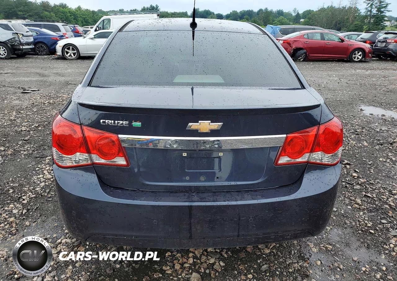 2014 Chevrolet Cruze VIN:1G1P75SZ2E7131439 - 6