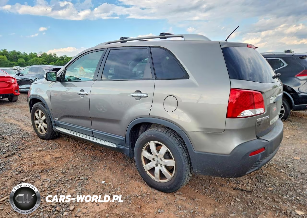 2013 Kia Sorento Lx VIN:5XYKTCA61DG347261 - 2