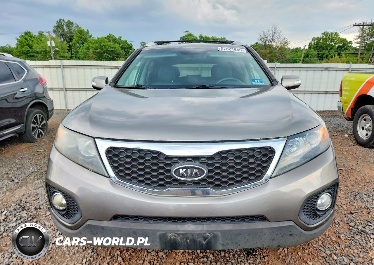 2013 Kia Sorento Lx VIN:5XYKTCA61DG347261 - 5