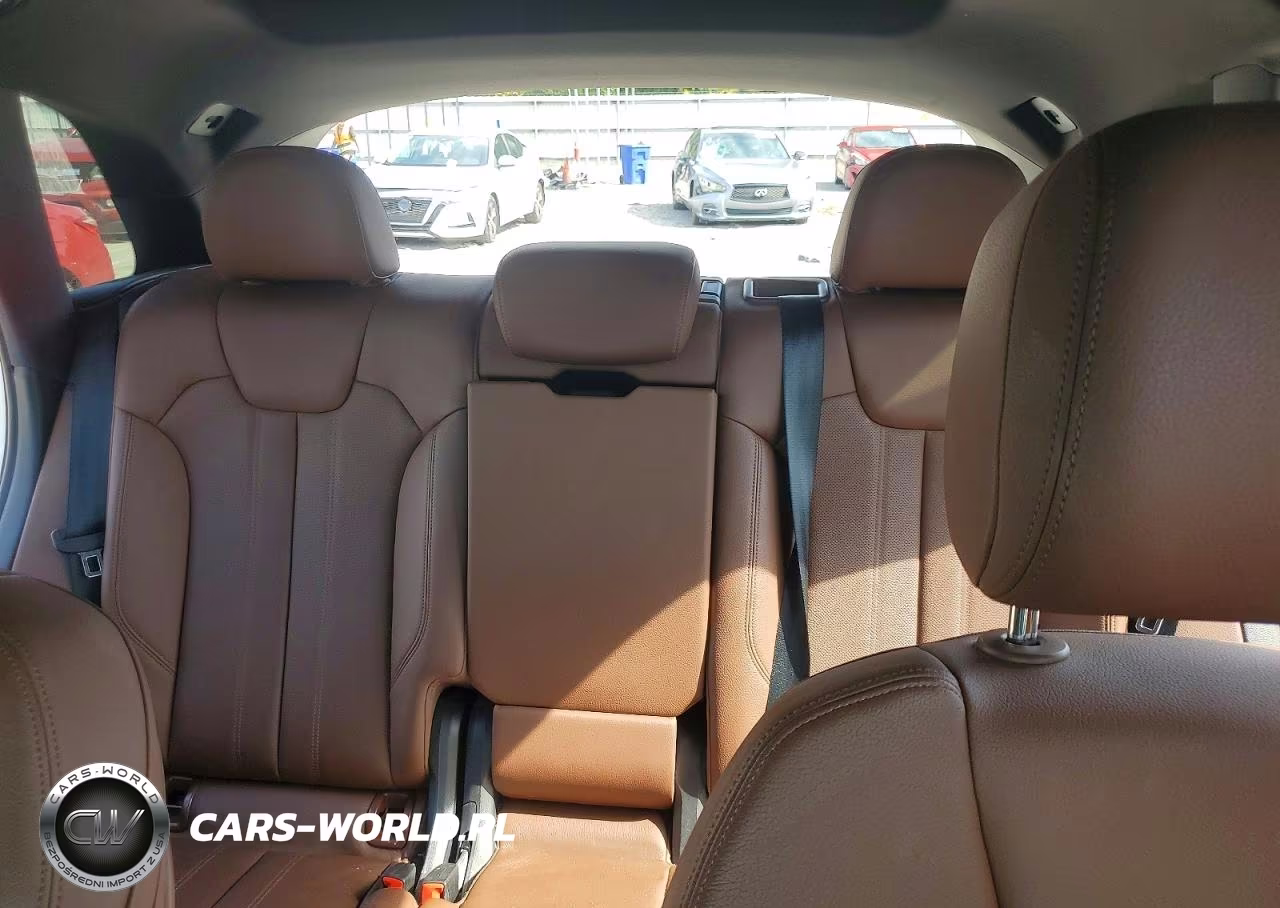 2018 Audi Q5 Premium Plus VIN:WA1BNAFYXJ2171951 - 10