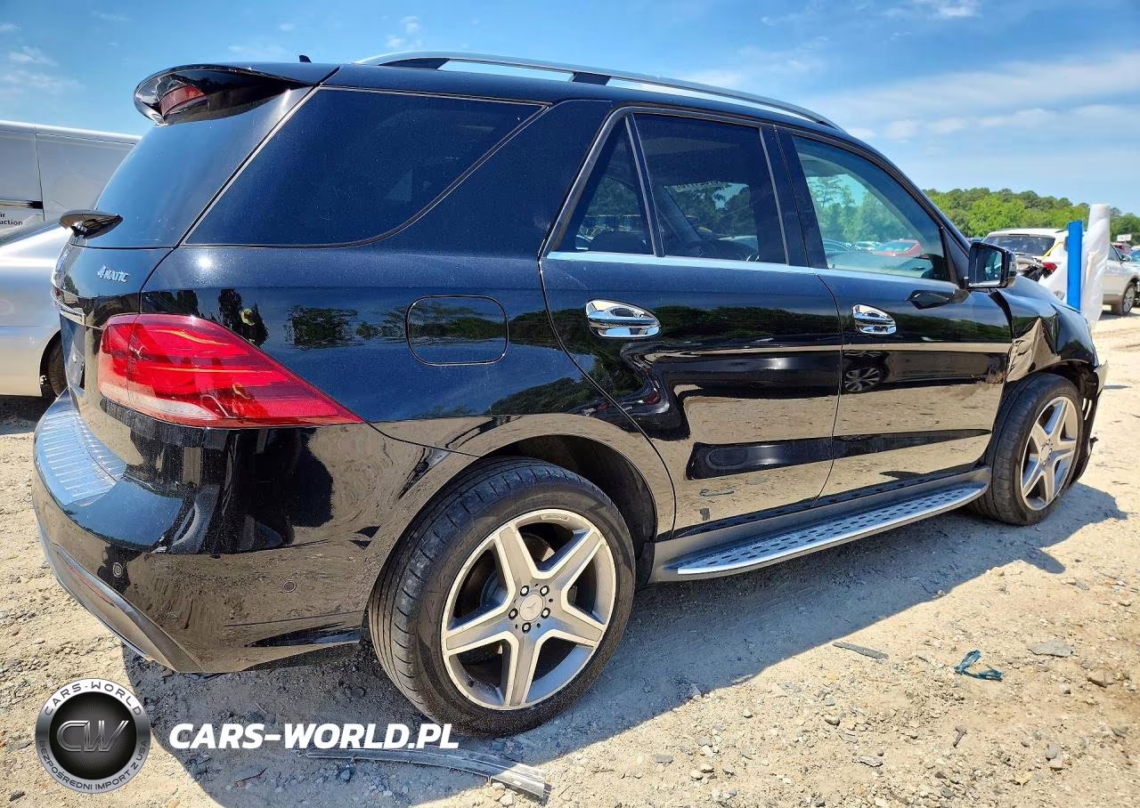 2016 Mercedes-Benz Gle 400 4Matic VIN:4JGDA5GB9GA658581 - 3