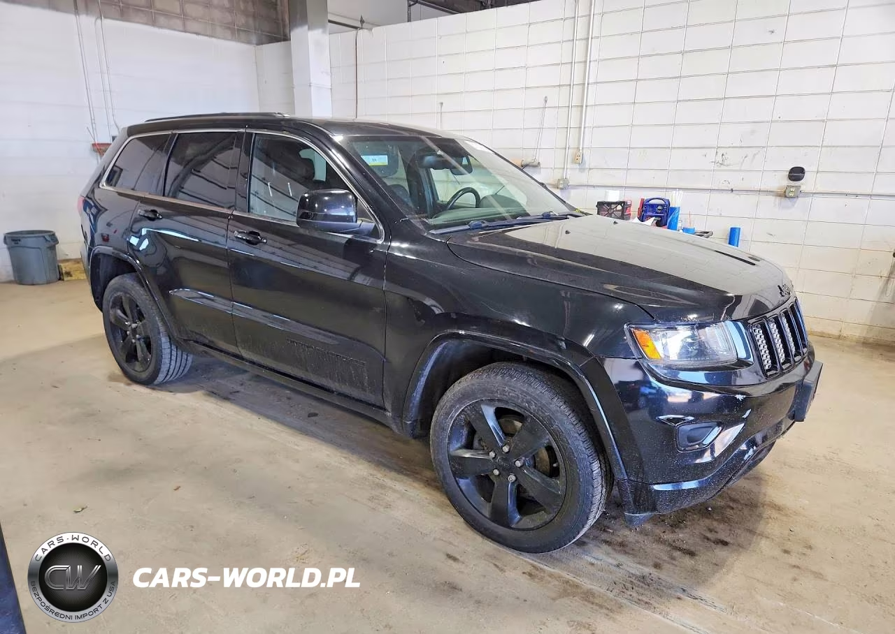 2015 Jeep Grand Cherokee Laredo VIN:1C4RJFAG6FC172902 - 4