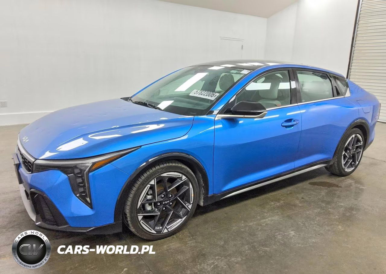 2025 Kia K4 Gt Line – zdjęcie 1 z 13