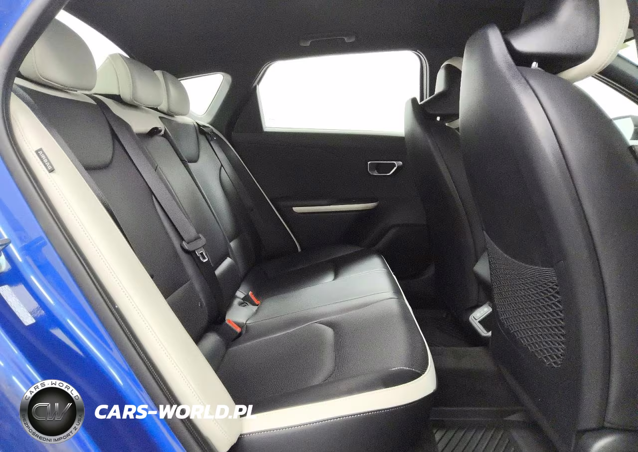 2025 Kia K4 Gt Line VIN:3KPFW4DE9SE094606 - 10