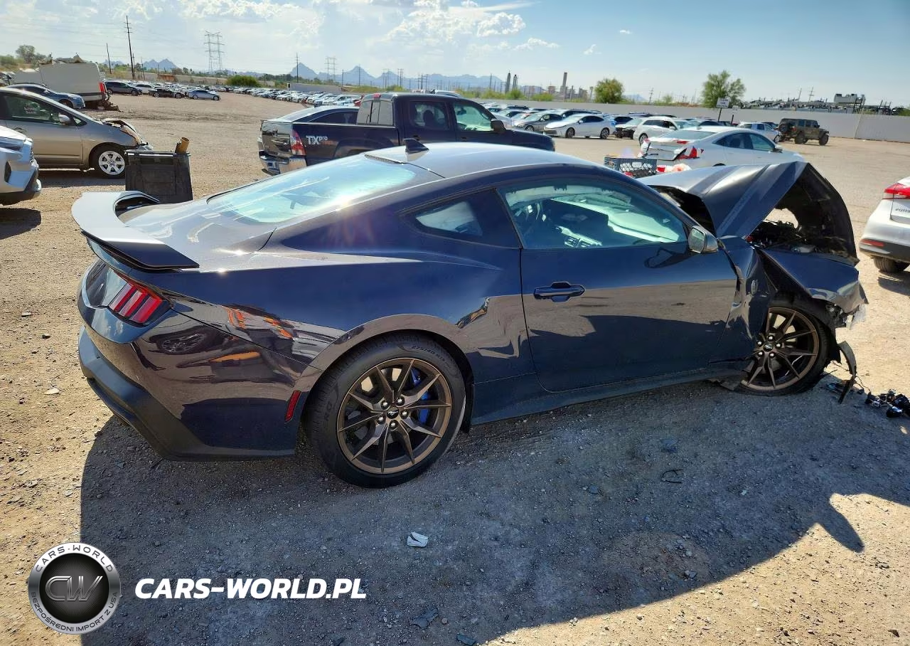 2025 Ford Mustang Dark Horse VIN:1FA6P8R0XS5504106 - 3