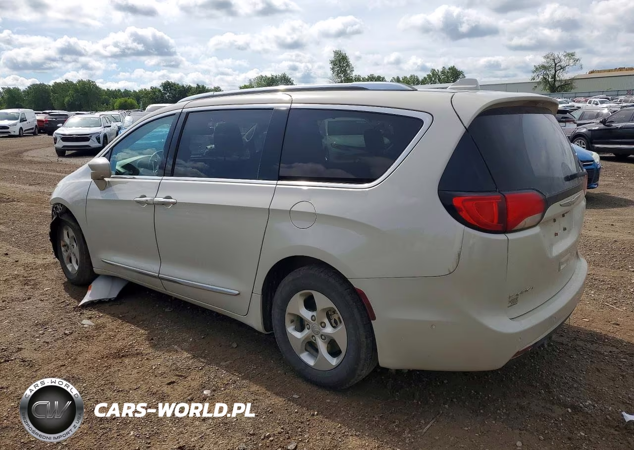 2017 Chrysler Pacifica Touring L Plus VIN:2C4RC1EG0HR616065 - 2