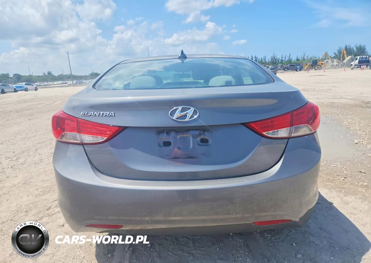 2013 Hyundai Elantra Gls VIN:5NPDH4AE0DH383877 - 6