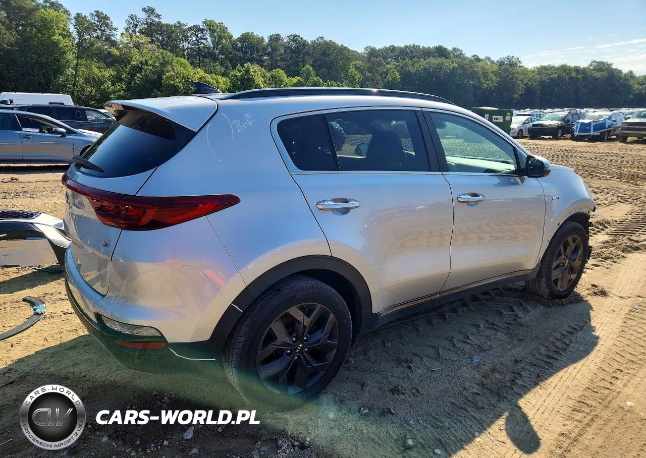 2020 Kia Sportage S VIN:KNDP6CAC4L7688541 - 3