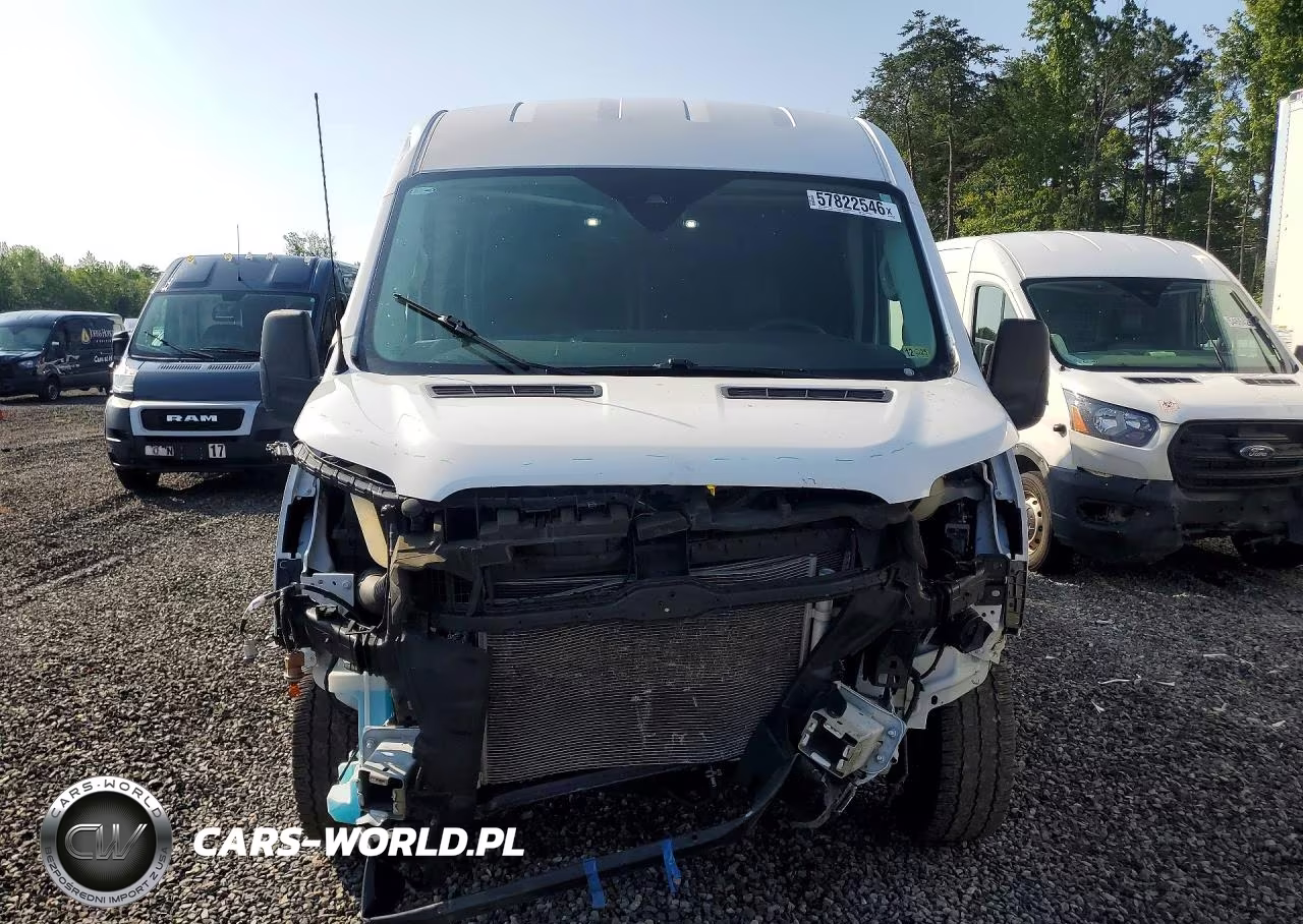 2024 Ford Transit 250 Delivery Van VIN:1FTBR1C80RKA75904 - 5
