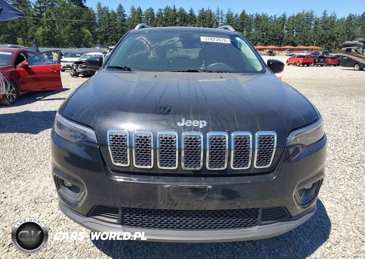 2019 Jeep Cherokee Latitude Plus VIN:1C4PJMLN6KD192773 - 5