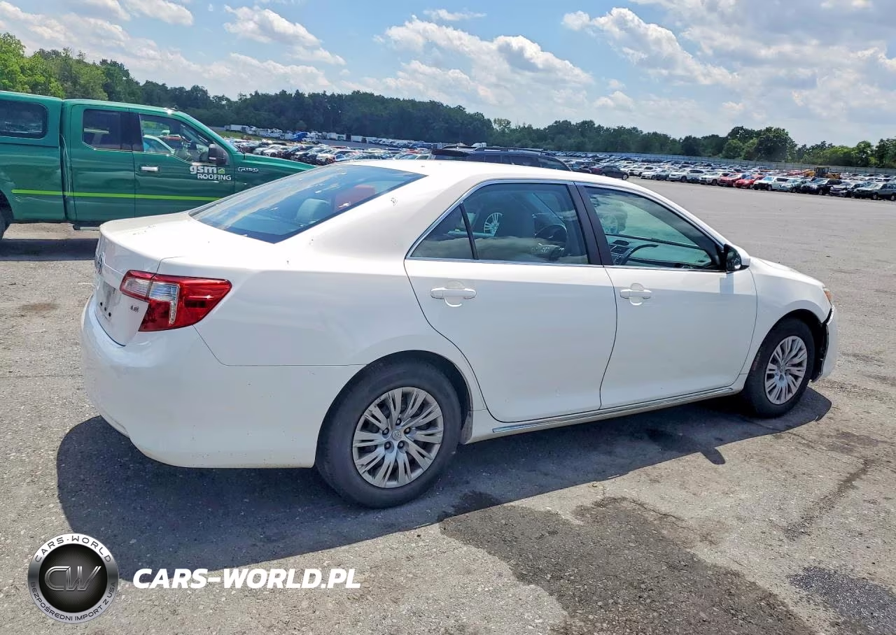 2012 Toyota Camry Le VIN:4T4BF1FK4CR234663 - 3