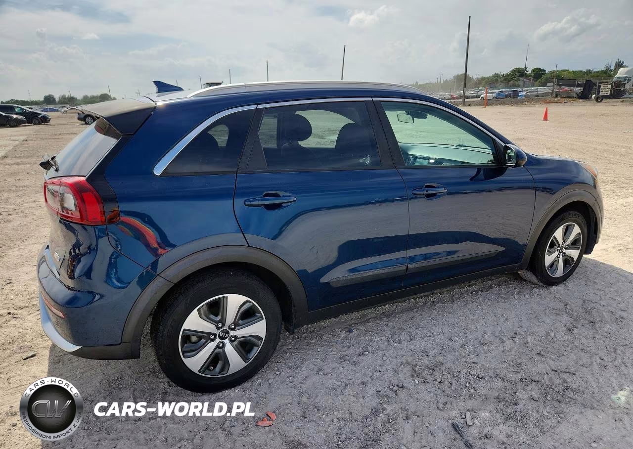 2018 Kia Niro Lx VIN:KNDCB3LC6J5207639 - 3