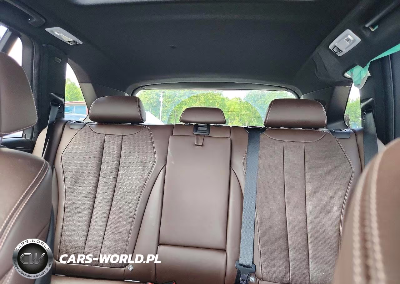 2017 BMW X5 xDrive50I VIN:5UXKR6C50H0J84715 - 10