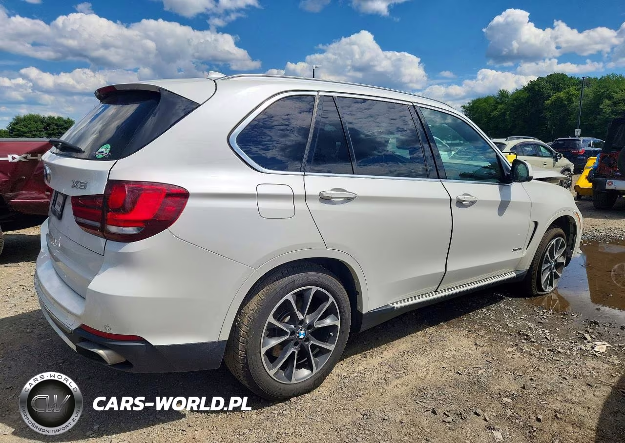 2017 BMW X5 xDrive50I VIN:5UXKR6C50H0J84715 - 3