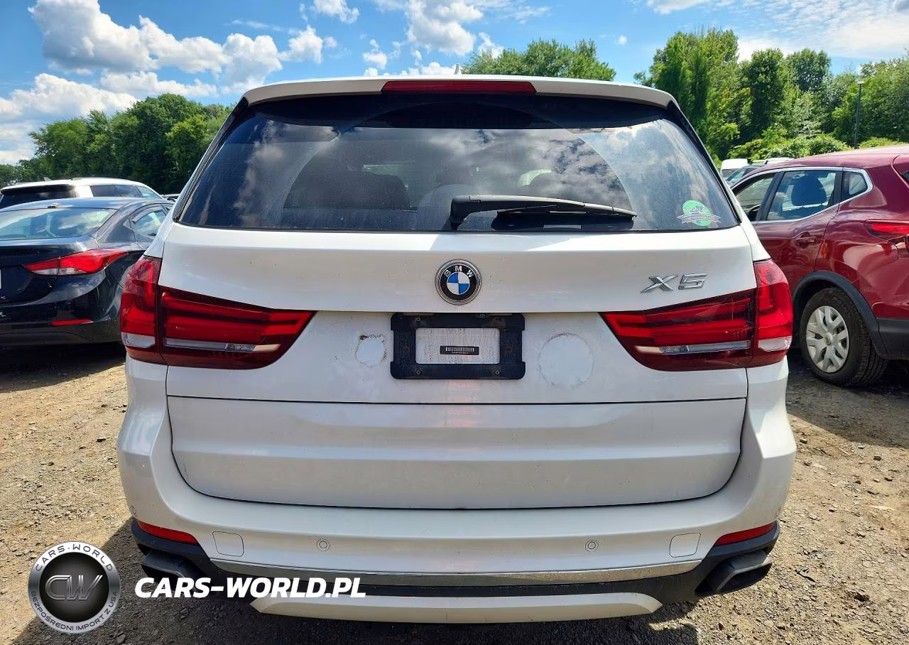 2017 BMW X5 xDrive50I VIN:5UXKR6C50H0J84715 - 6
