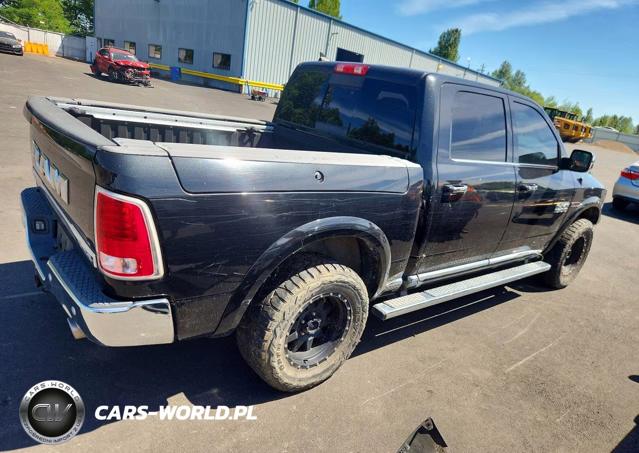 2015 Ram 1500 Longhorn VIN:1C6RR7PM3FS736823 - 3
