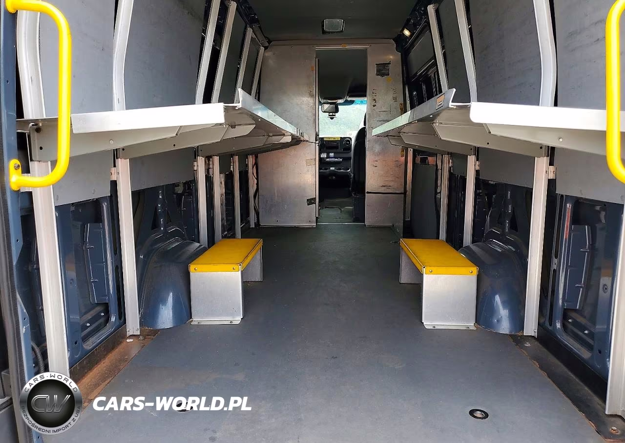 2019 Mercedes-Benz Sprinter 2500-3500 Delivery Van VIN:WD4PF1CD9KP135575 - 10
