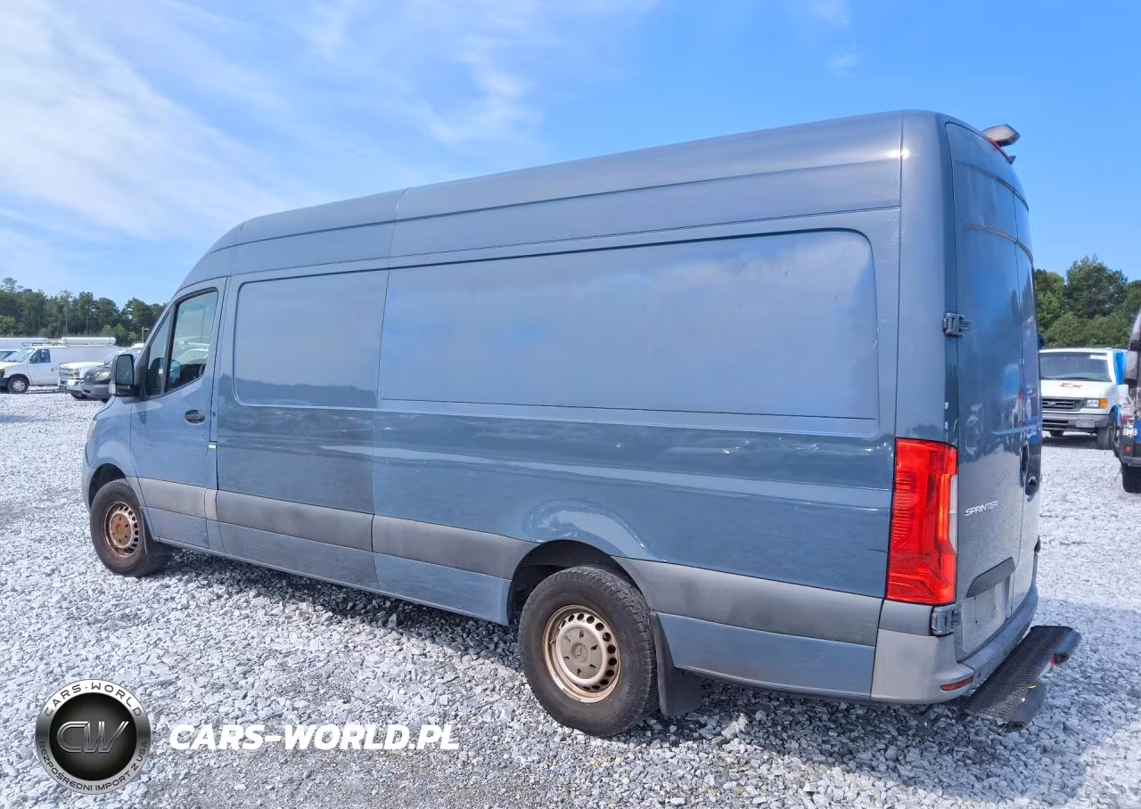 2019 Mercedes-Benz Sprinter 2500-3500 Delivery Van VIN:WD4PF1CD9KP135575 - 2