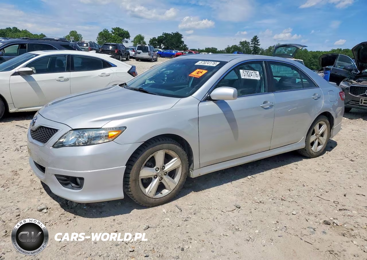 2010 Toyota Camry Se – zdjęcie 1 z 12