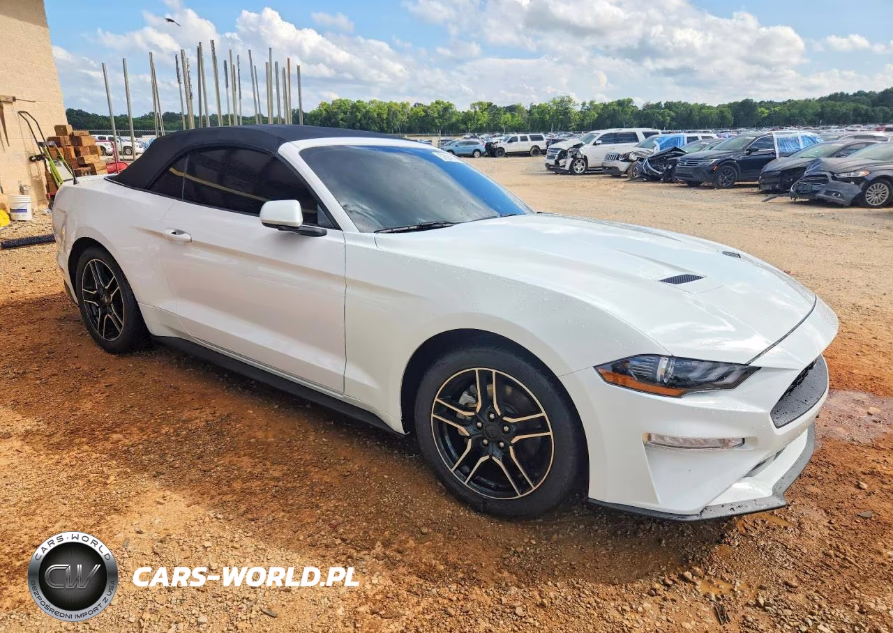 2021 Ford Mustang VIN:1FATP8UH8M5100868 - 4