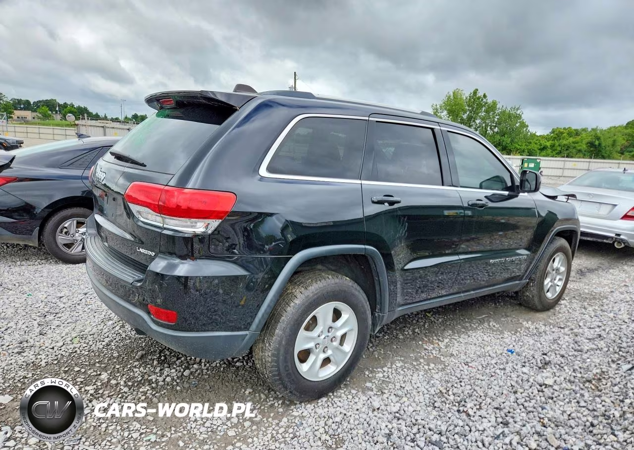 2017 Jeep Grand Cherokee Laredo VIN:1C4RJFAG5HC797522 - 3