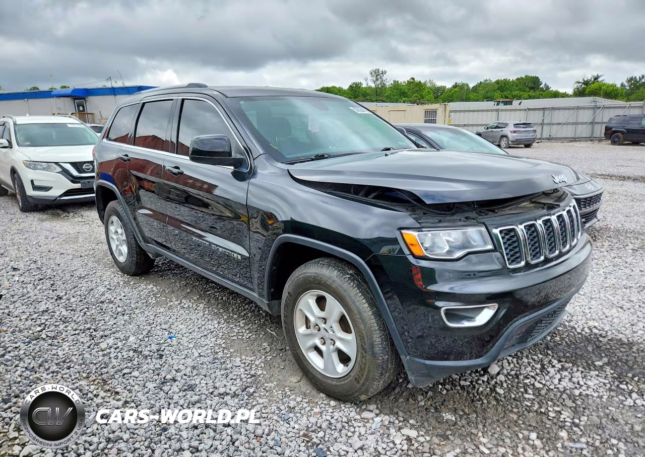 2017 Jeep Grand Cherokee Laredo VIN:1C4RJFAG5HC797522 - 4