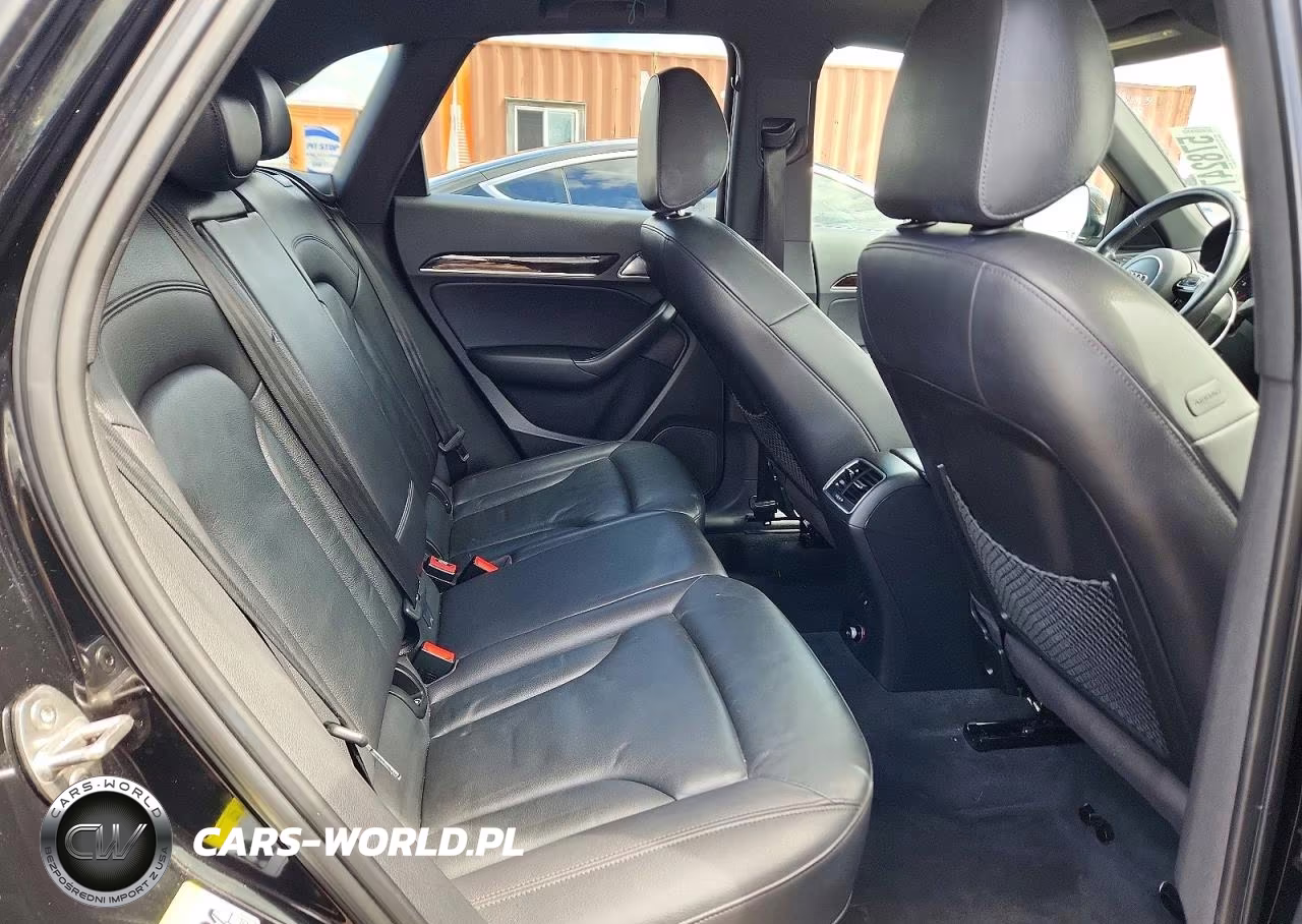 2015 Audi Q3 Premium Plus VIN:WA1EFCFS0FR013182 - 10