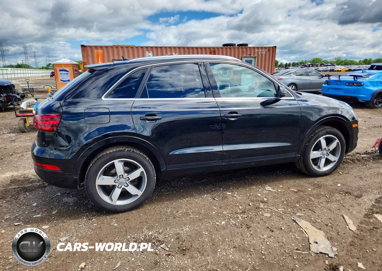 2015 Audi Q3 Premium Plus VIN:WA1EFCFS0FR013182 - 3