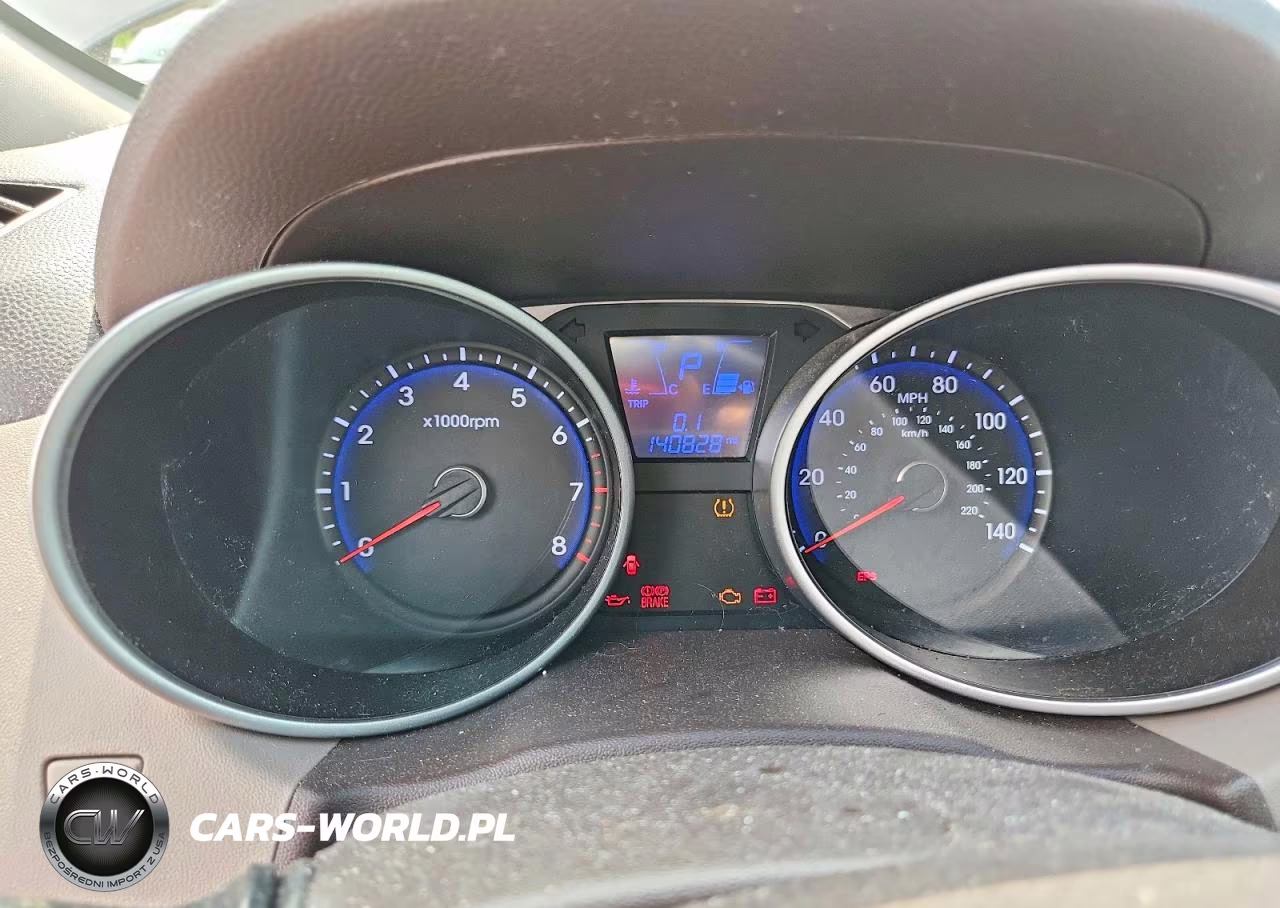 2012 Hyundai Tucson Gls VIN:KM8JUCAC1CU415808 - 9