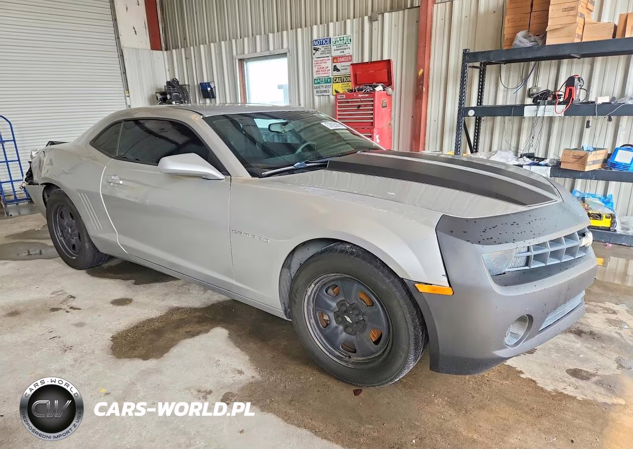2011 Suzuki Camaro Ls VIN:2G1FA1ED4B9127389 - 4