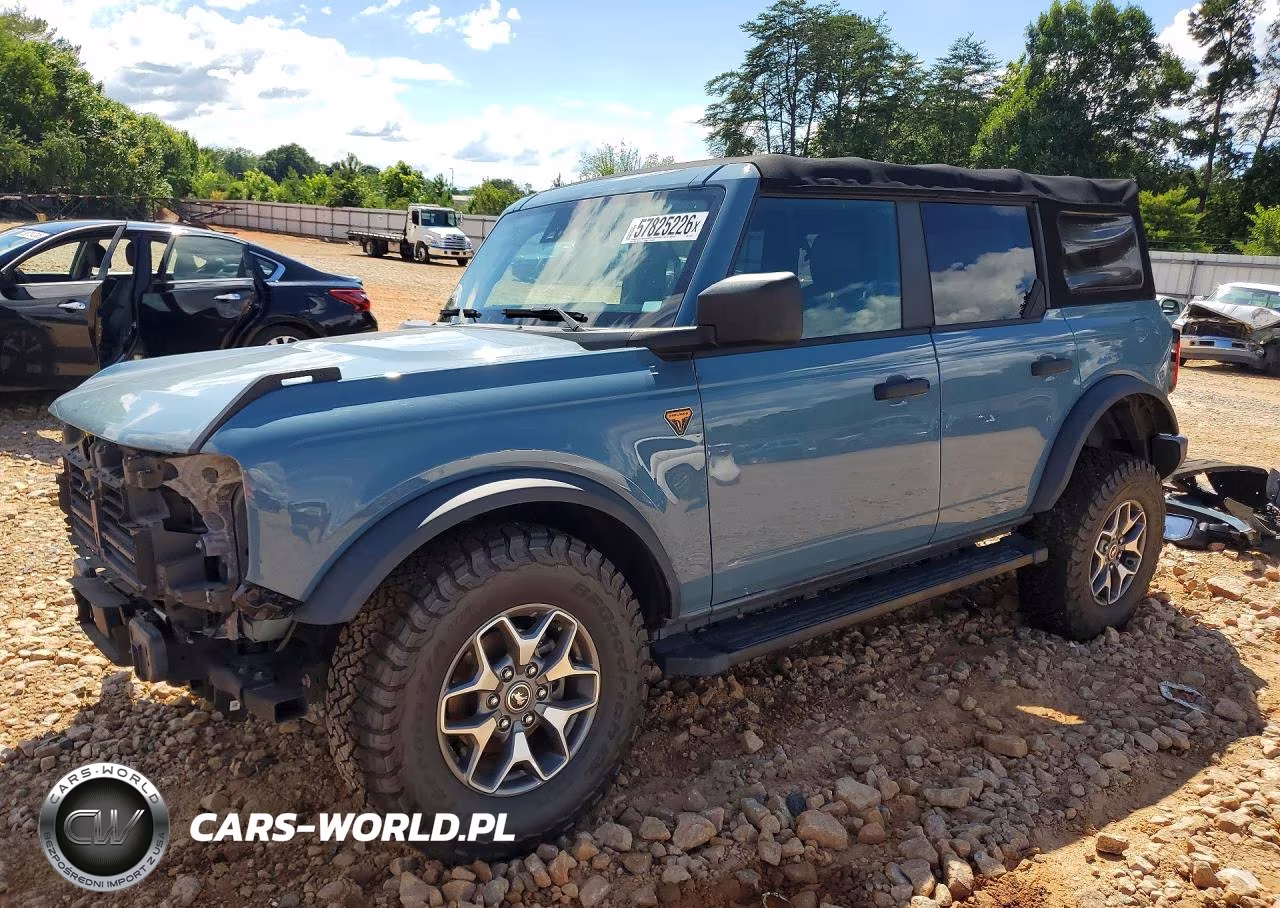 2021 Ford Bronco Base – zdjęcie 1 z 14