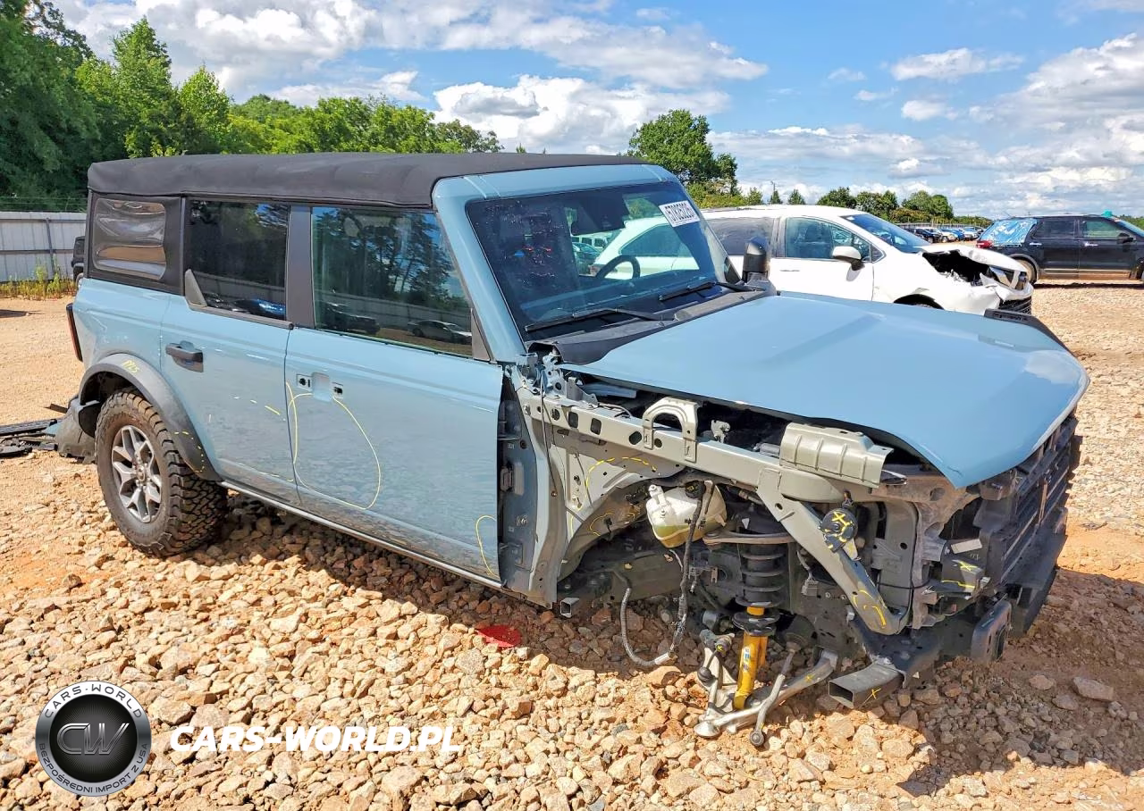 2021 Ford Bronco Base VIN:1FMEE5DH3MLA76672 - 4