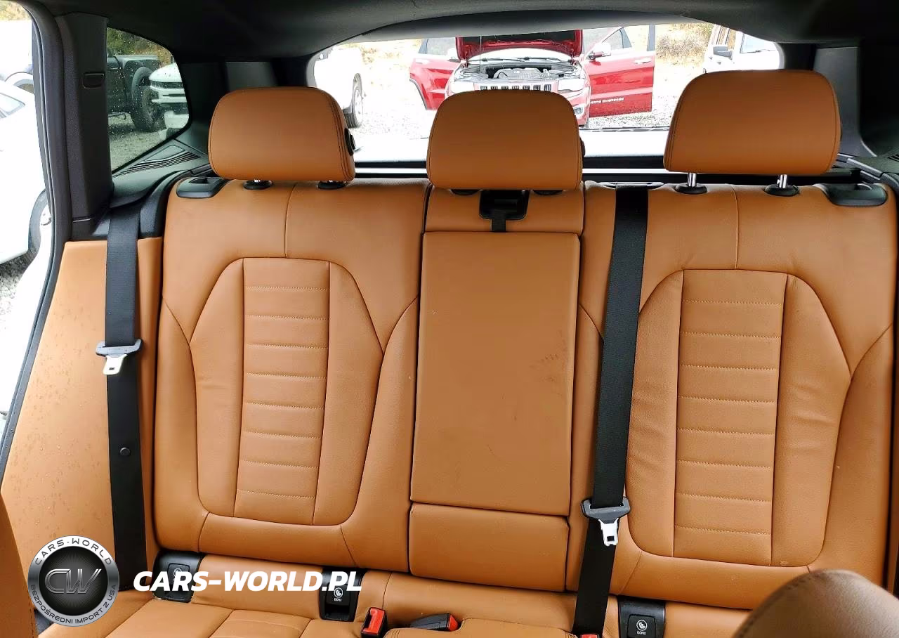 2019 BMW X3 xDrive30I VIN:5UXTR9C50KLE14784 - 10