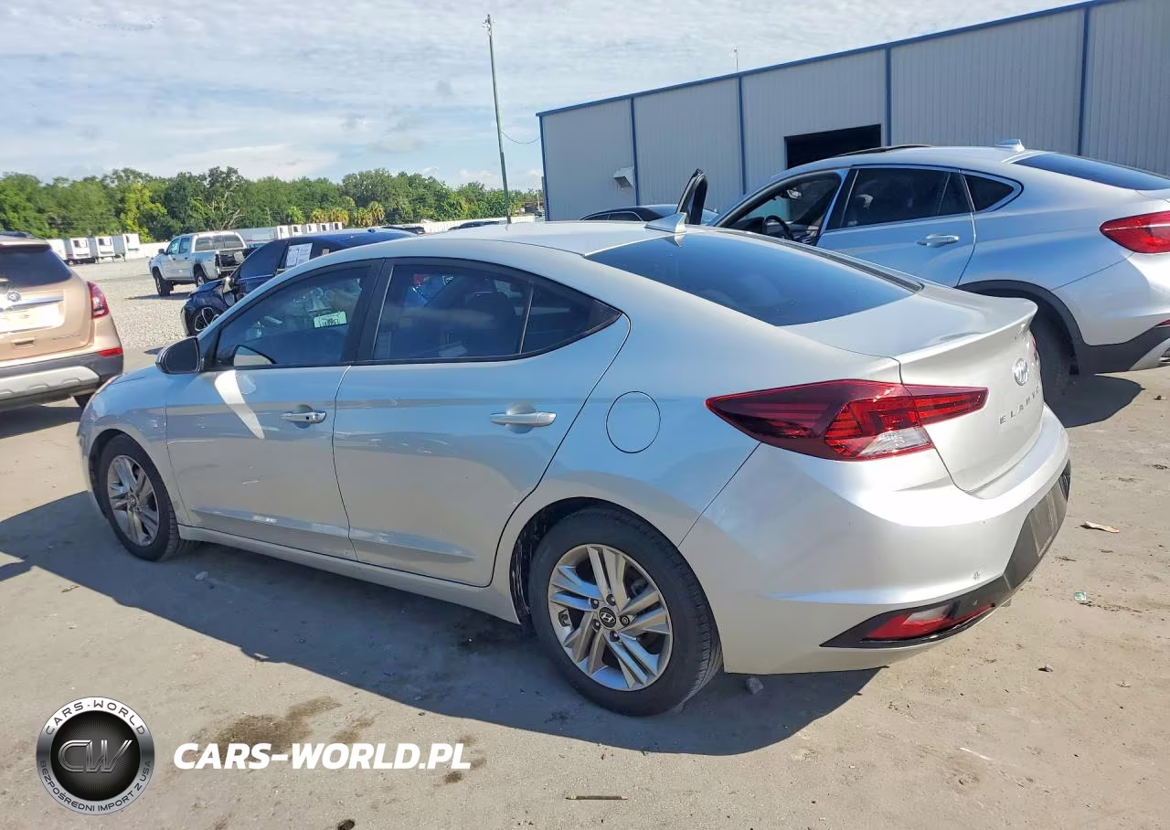 2019 Hyundai Elantra Value Edition VIN:5NPD84LF7KH450462 - 2