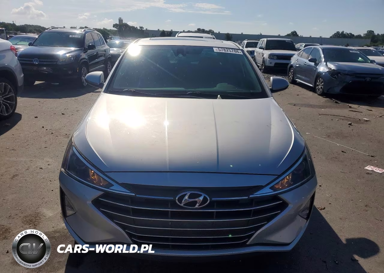 2019 Hyundai Elantra Value Edition VIN:5NPD84LF7KH450462 - 5