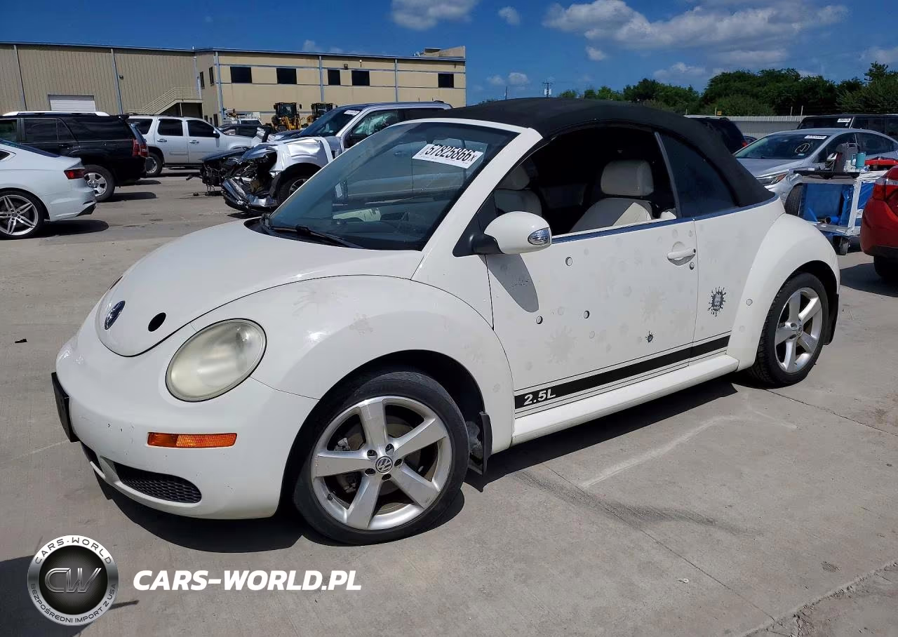 2007 Volkswagen New Beetle Triple White